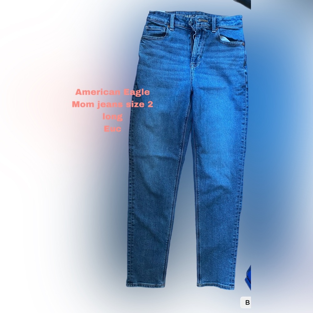 American Eagle Mom Jeans